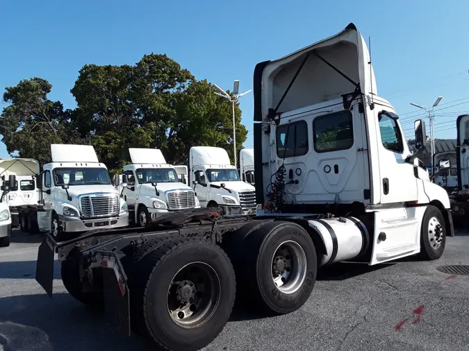 2019 FREIGHTLINER/MERCEDES NEW CASCADIA PX12664