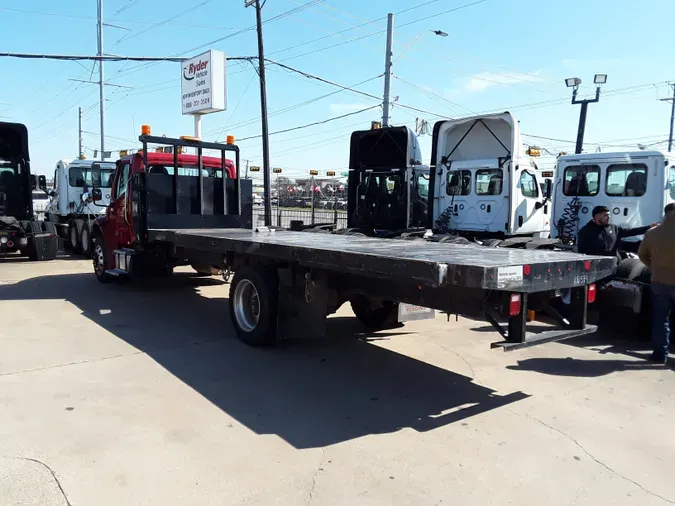 2018 FREIGHTLINER/MERCEDES M2 106