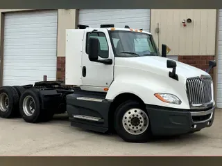 2020 INT LT625 6x4