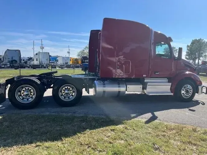 2022 Peterbilt 579