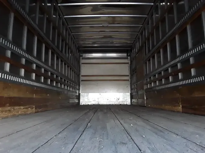 2018 FREIGHTLINER/MERCEDES M2 106