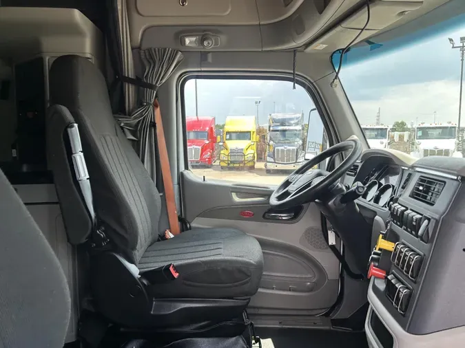 2021 Peterbilt 579