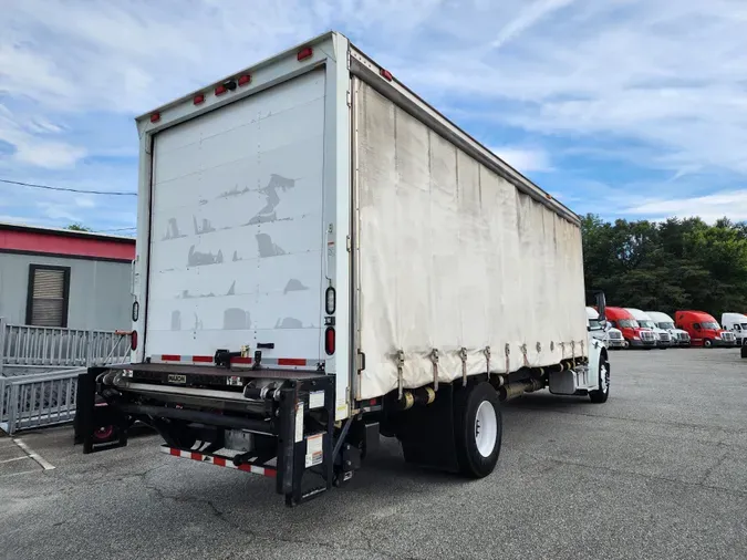 2015 FREIGHTLINER/MERCEDES M2 106