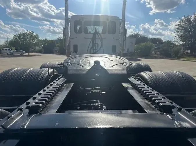 2020 Peterbilt 567