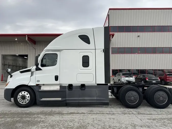2021 Freightliner Cascadia&reg;