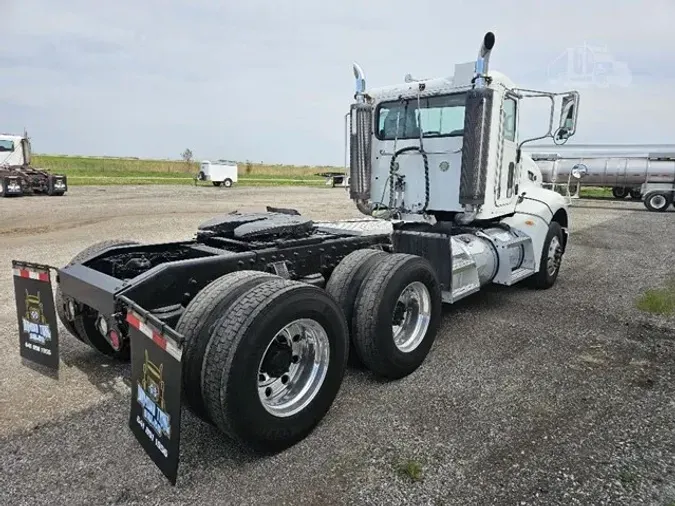 2007 PETERBILT 386