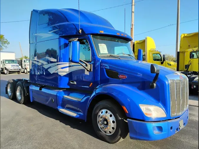 2022 Peterbilt 579