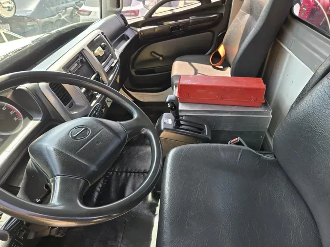 2011 Hino 268A