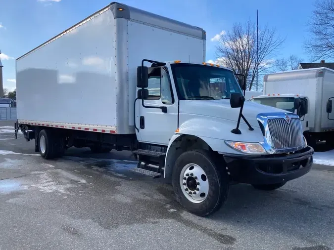 2019 NAVISTAR INTERNATIONAL 4300