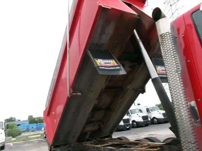 2016 International 7600