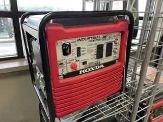 2021 Honda EB2800i