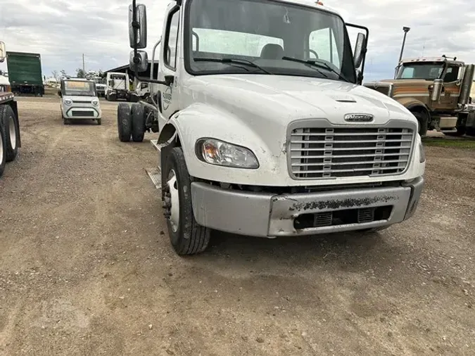 2019 FREIGHTLINER BUSINESS CLASS M2 106