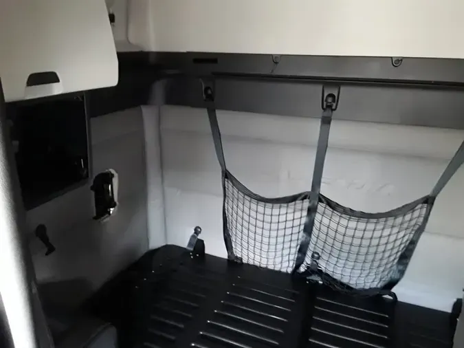 2018 FREIGHTLINER CASCADIA