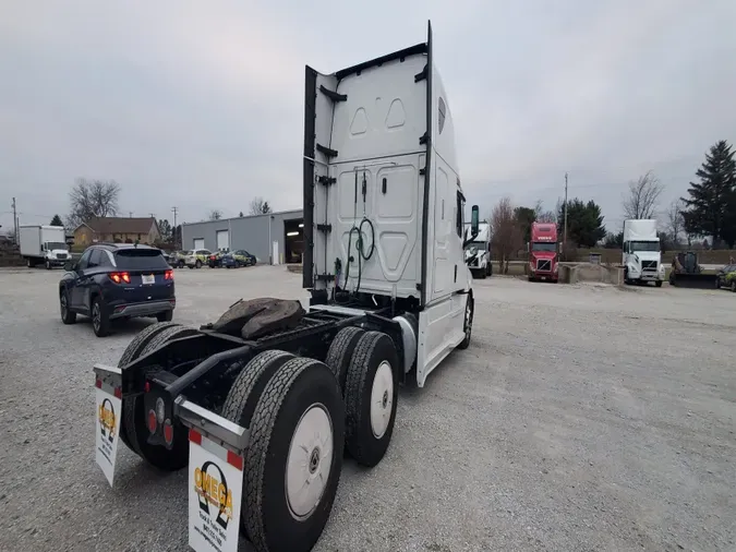 2023 FREIGHTLINER CASCADIA 126