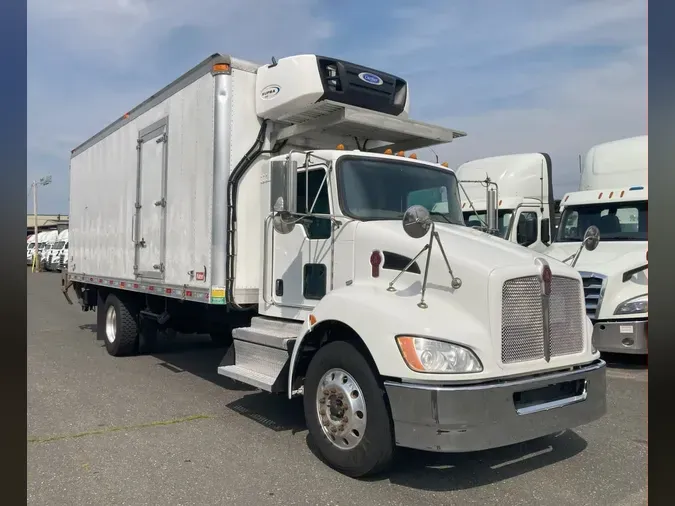 2018 KENWORTH TRUCKS T300