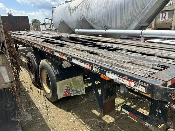 2007 TRANSCRAFT 42 FT FLAT BED FORK LIFT TRAILER