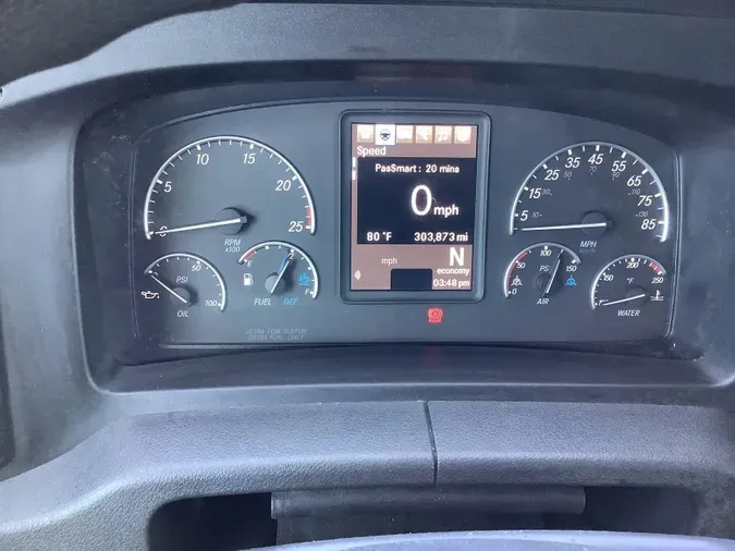 2024 Freightliner Cascadia 126