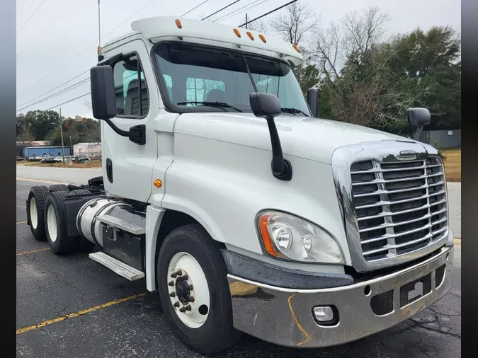 2016 FREIGHTLINER/MERCEDES CASCADIA 125