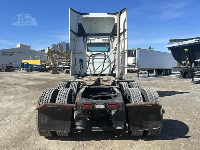 2013 VOLVO VNL64T300