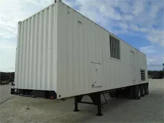 2000 CATERPILLAR XQ2000