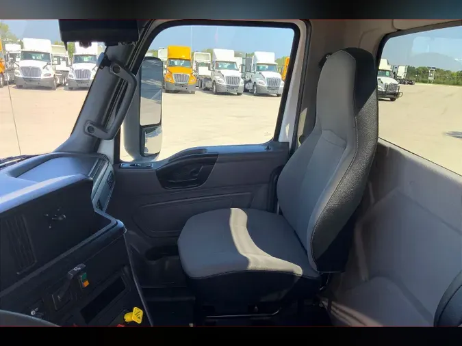 2019 INT LT625 6x4