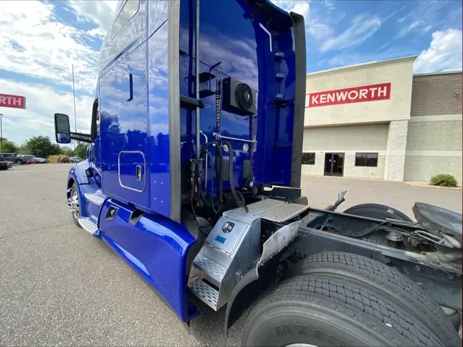 2021 Kenworth T680