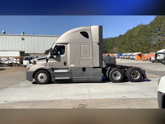 2021 Freightliner Cascadia