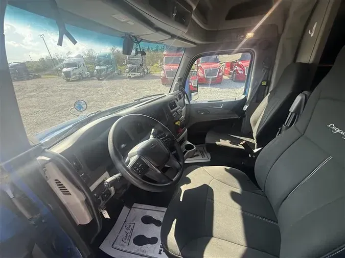 2022 PETERBILT 579