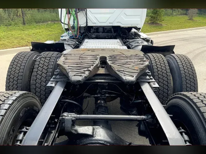 2019 INT LT625 6x4