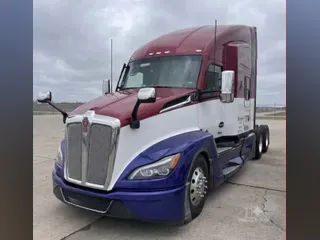 2023 KENWORTH T680