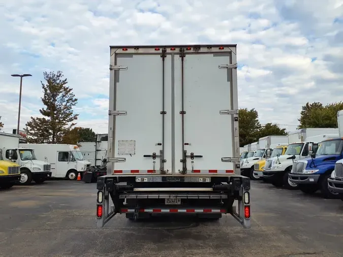 2016 FREIGHTLINER/MERCEDES M2 106