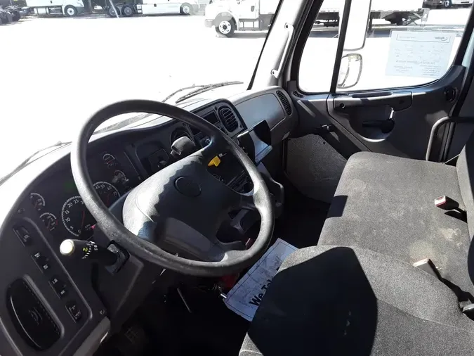 2017 FREIGHTLINER/MERCEDES M2 1065a83180c8b80928c8b4653c29ed81b36