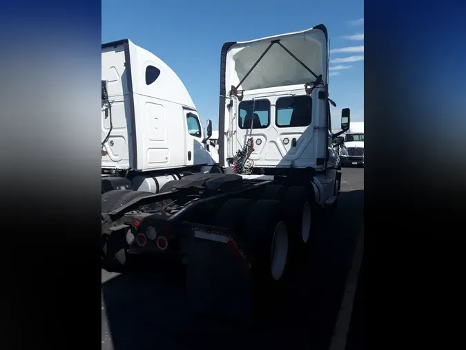 2019 FREIGHTLINER/MERCEDES NEW CASCADIA PX12664