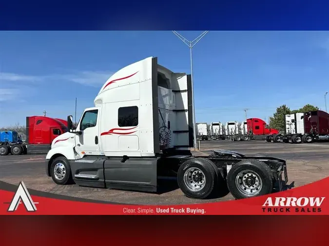 2022 INTERNATIONAL LT