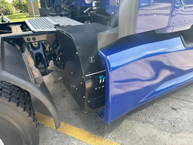 2022 Kenworth T680