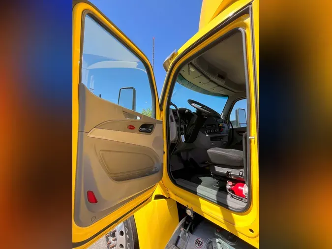 2021 Peterbilt 579