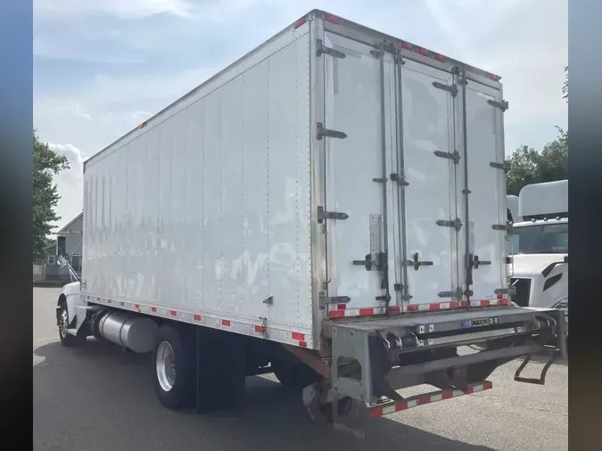 2018 KENWORTH TRUCKS T300