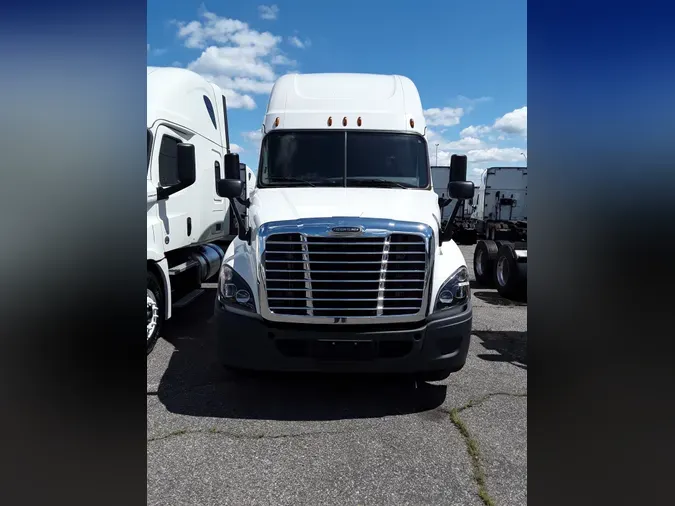 2019 FREIGHTLINER/MERCEDES CASCADIA 125