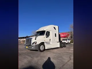 2020 Freightliner Cascadia