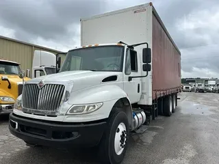 2017 INTERNATIONAL DURASTAR 4400