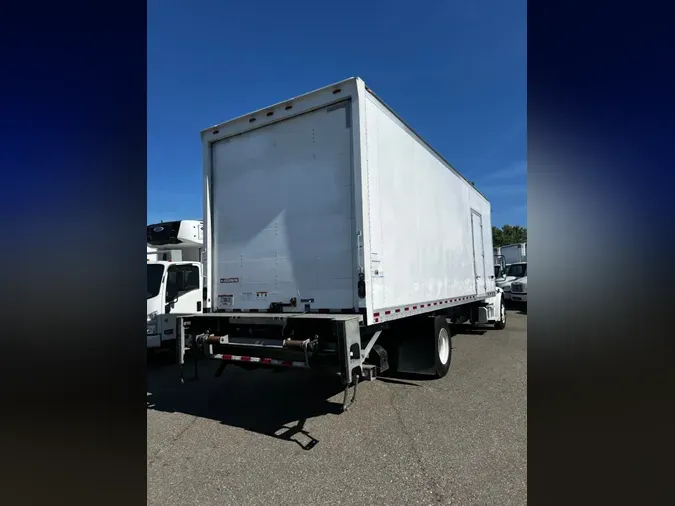 2019 FREIGHTLINER M2 106