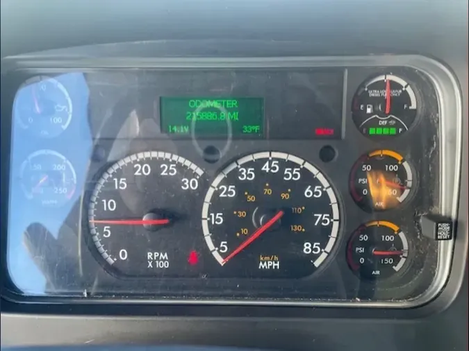 2018 FREIGHTLINER/MERCEDES M2 106