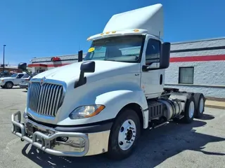 2019 NAVISTAR INTERNATIONAL LT625 DAYCAB T/A