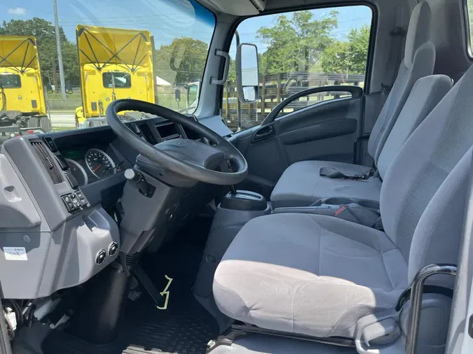 2022 Isuzu NPR-XD