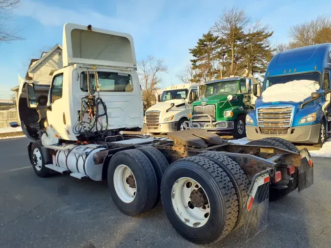 2019 NAVISTAR INTERNATIONAL LT625 DAYCAB T/A5aaf8c8092cbe27c648ceb5b574f845b