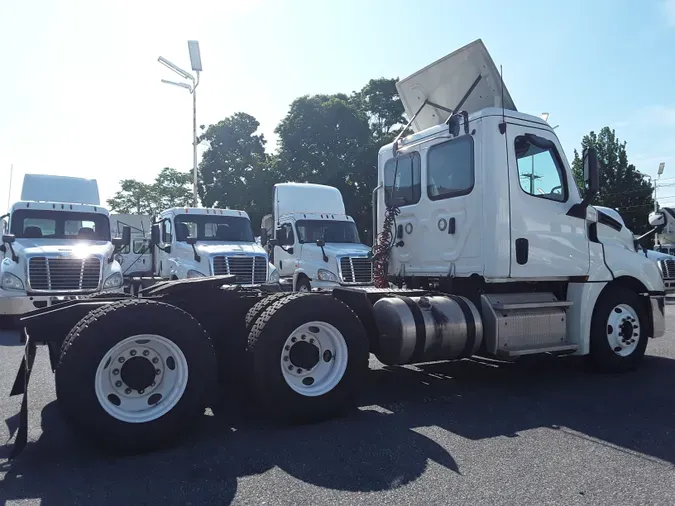 2019 FREIGHTLINER/MERCEDES NEW CASCADIA PX12664