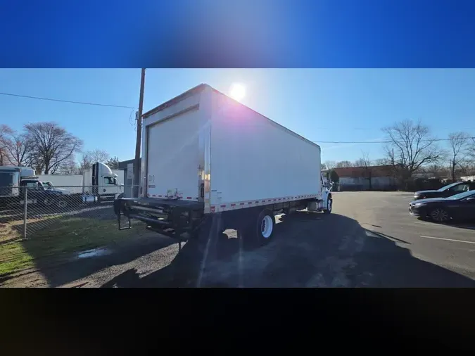 2018 FREIGHTLINER/MERCEDES M2 106
