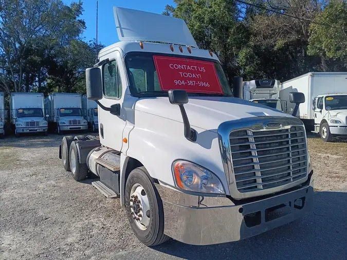 2016 FREIGHTLINER/MERCEDES CASCADIA 125