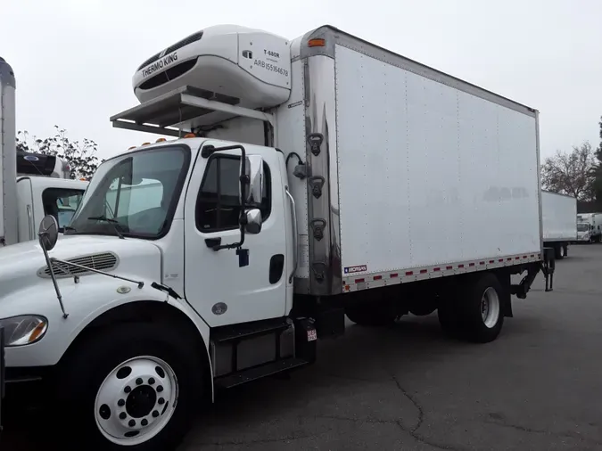 2017 FREIGHTLINER/MERCEDES M2 106