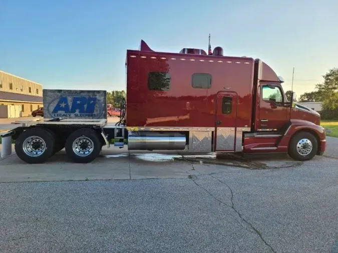 2025 Kenworth T680